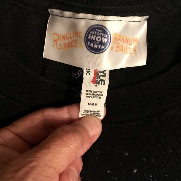 Ringling Bros And Barnum Bailey Out of This World T-Shirt Size Medium - Picture 8 of 9